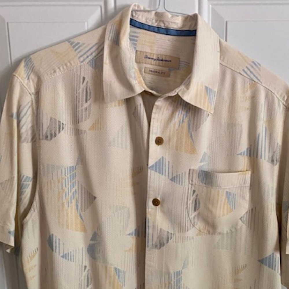 Tommy Bahama short sleeve collard sport shirt